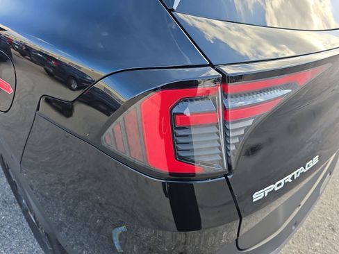 New 2026 Kia Sportage EX image 36