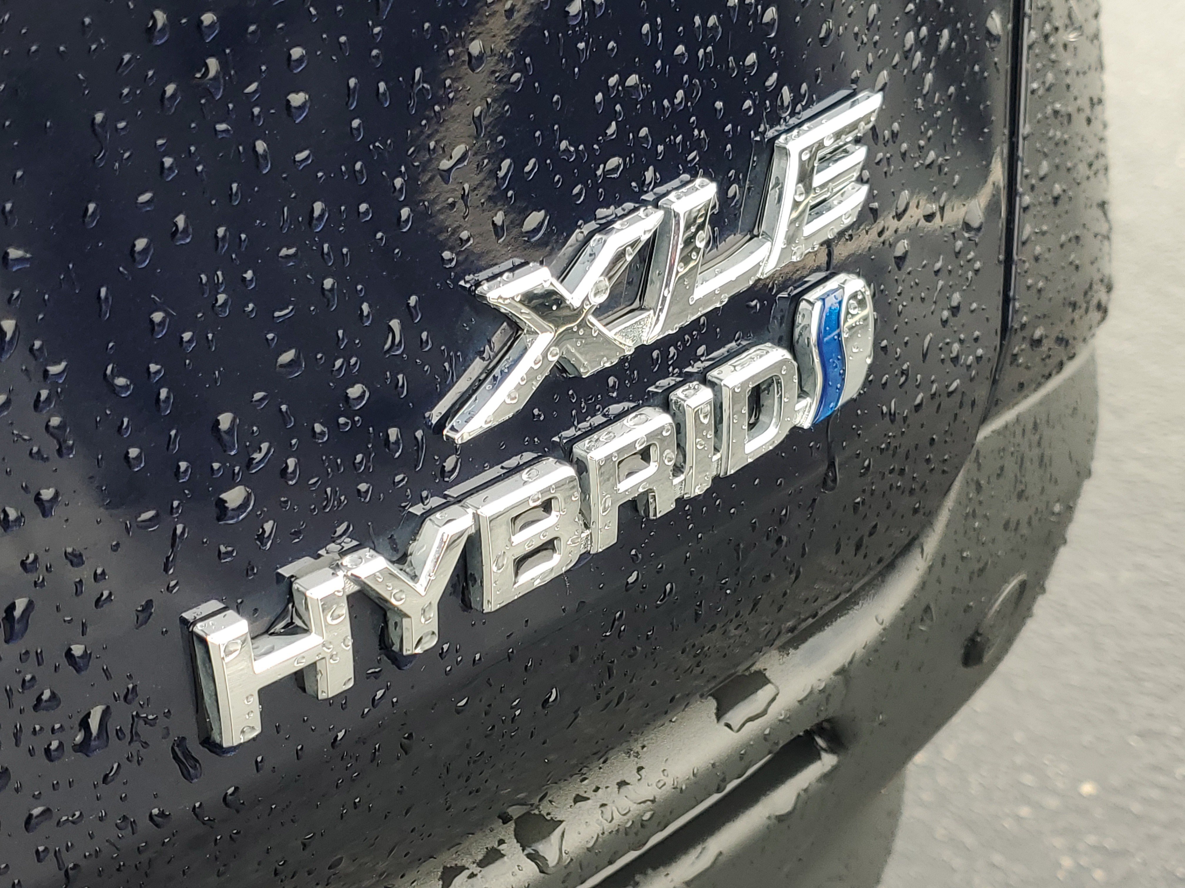 Certified 2024 Toyota Sienna XLE AWD/4WD image 7