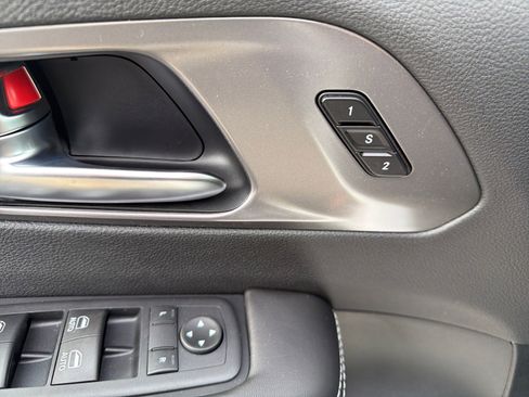 New 2026 Chrysler Pacifica Select image 19