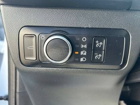 Used 2023 Ford Escape ST-Line w/ Tech Pack #1 FWD image 17