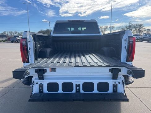 Used 2024 GMC Sierra 2500 Denali w/ Denali Reserve Package image 7
