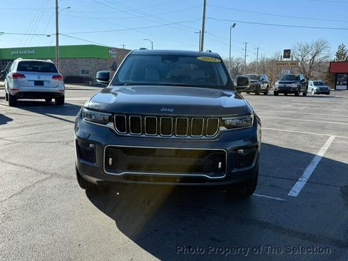 Used 2021 Jeep Grand Cherokee L Overland w/ Luxury Tech Group IV image 4