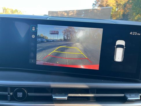 Used 2025 Hyundai Santa Fe SEL image 17