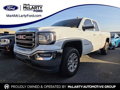 Used 2017 GMC Sierra 1500 SLE w/ SLE Value Package