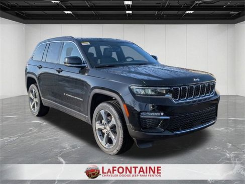 New 2025 Jeep Grand Cherokee Limited w/ Luxury Tech Group II image 7