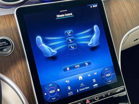 Certified 2022 Mercedes-Benz C 300 4MATIC Sedan image 15