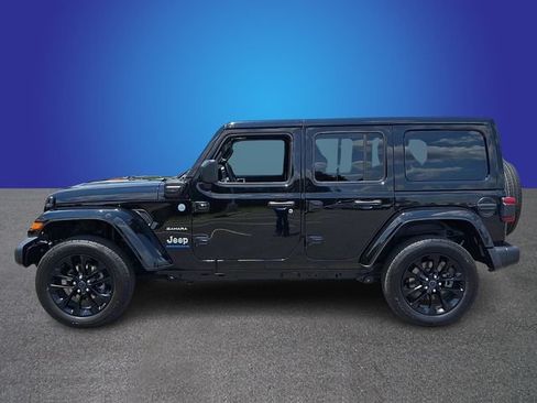 Used 2024 Jeep Wrangler Unlimited Sahara AWD/4WD image 7
