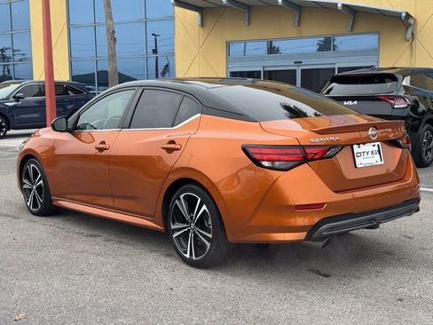 Used 2022 Nissan Sentra SR image 3