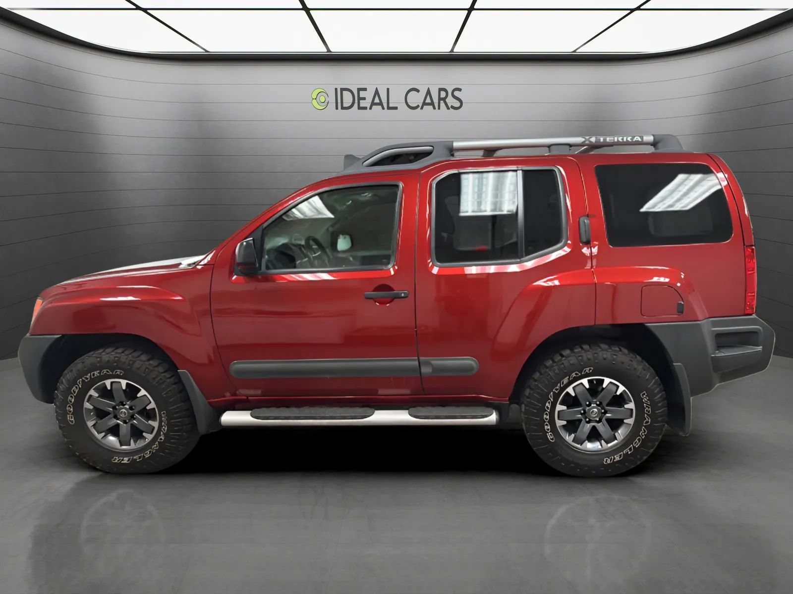 Used 2015 Nissan Xterra PRO-4X w/ Nevada Tow Package AWD/4WD image 8