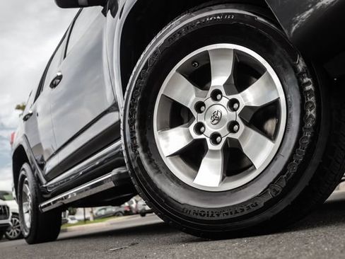 Used 2013 Toyota 4Runner SR5 w/ Convenience Pkg AWD/4WD image 10