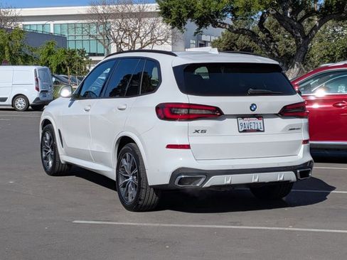 Certified 2022 BMW X5 xDrive40i w/ M Sport Package image 8