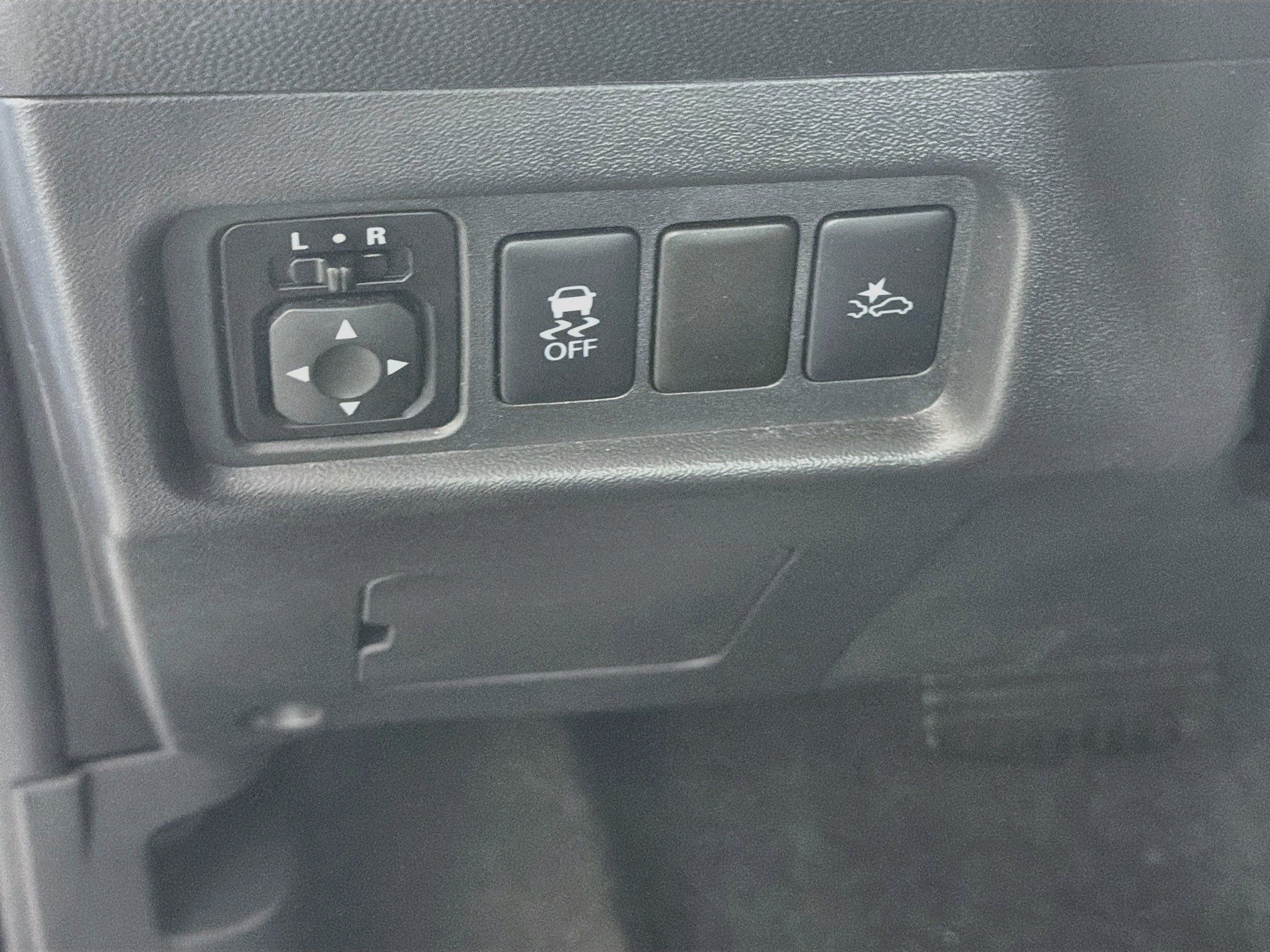 Used 2024 Mitsubishi Mirage ES FWD image 16
