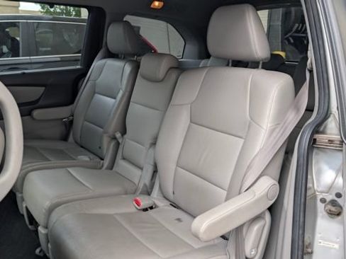 Used 2014 Honda Odyssey EX-L image 5