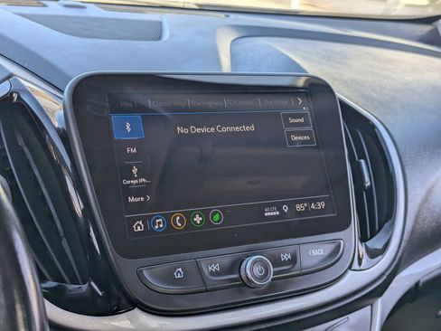 Used 2019 Chevrolet Volt LT w/ Power Convenience Package FWD image 26