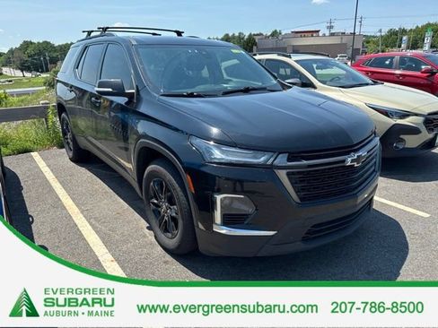 Used 2022 Chevrolet Traverse LT FWD image 1
