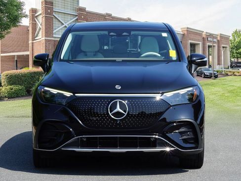 Certified 2023 Mercedes-Benz EQE 500 4MATIC SUV image 2