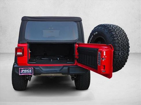 Used 2022 Jeep Wrangler Unlimited Sport AWD/4WD image 8