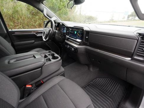 Used 2022 Chevrolet Silverado 1500 LT image 18