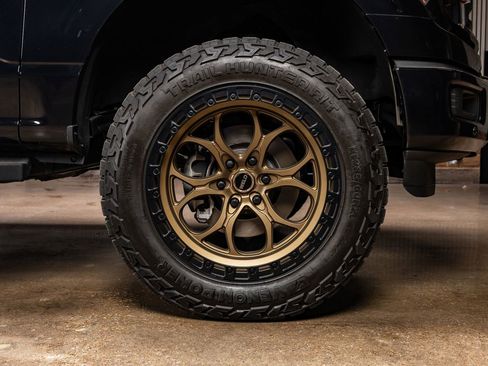 Used 2024 Ford F150 XLT w/ Equipment Group 303A High image 11