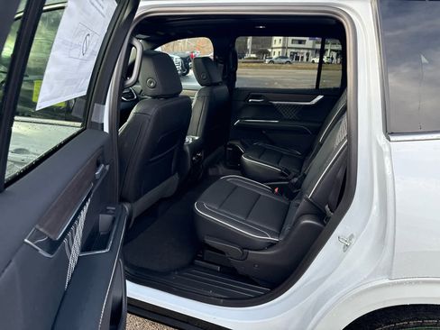 New 2026 GMC Acadia Denali w/ Super Cruise Package image 13