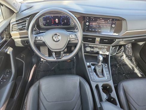 Used 2019 Volkswagen Jetta SEL Premium FWD image 19