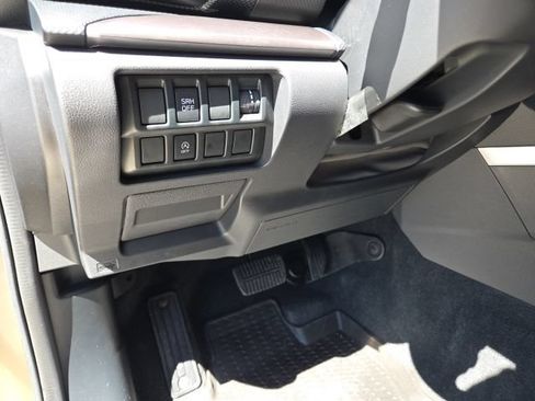 Used 2021 Subaru Forester Premium w/ Popular Package #1 AWD/4WD image 36