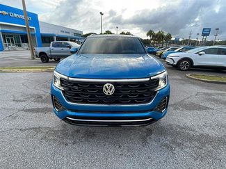 Used 2024 Volkswagen Atlas Cross Sport SEL Premium R-Line video 2