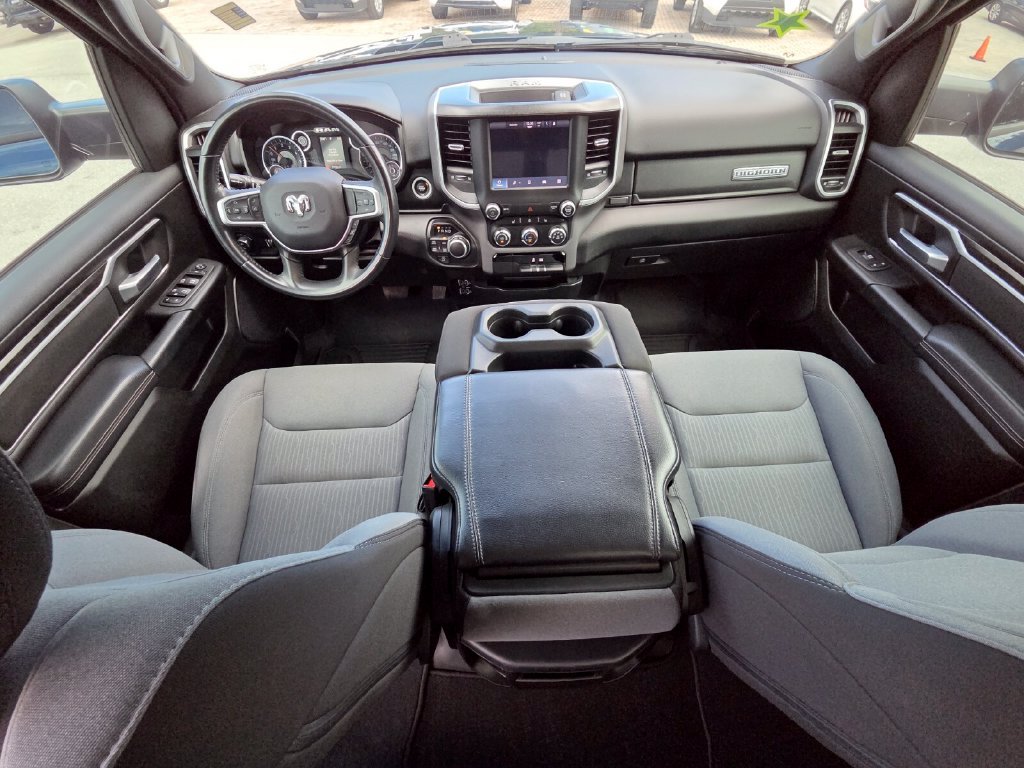 Used 2023 RAM 1500 Big Horn AWD/4WD image 4