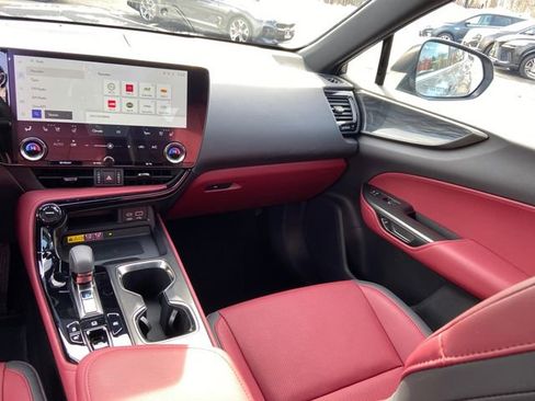 Used 2024 Lexus NX 350h AWD image 14