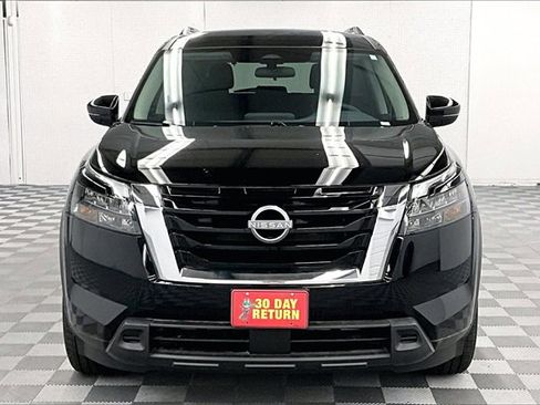 New 2025 Nissan Pathfinder SV w/ Cargo Package image 15