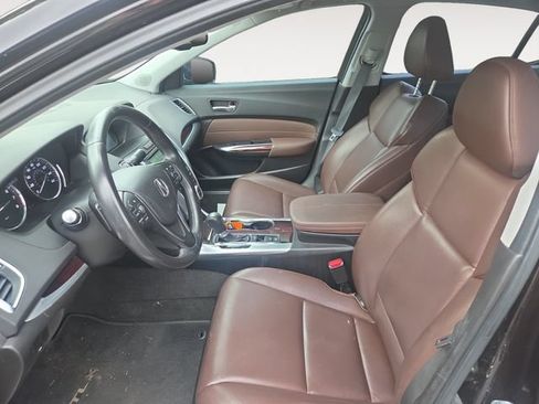 Used 2016 Acura TLX FWD image 9