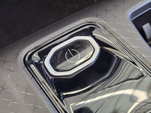 New 2025 Jeep Wagoneer S Limited image 18