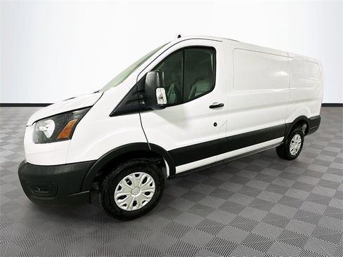 New 2025 Ford Transit 250 Low Roof image 23