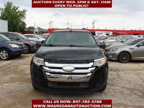 Used 2011 Ford Edge SE image 2
