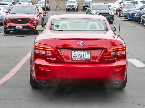 Used 2010 Lexus IS 350C image 3