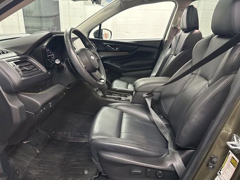 Used 2025 Subaru Ascent Bronze Edition w/ Onyx Package image 19