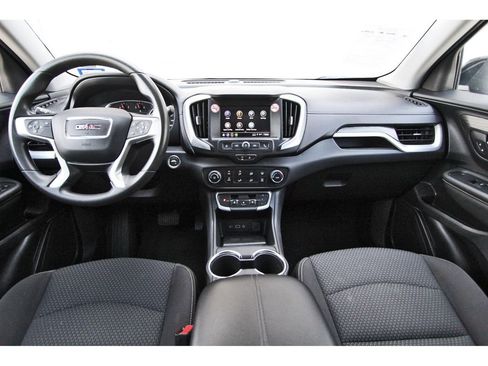 Used 2024 GMC Terrain SLE FWD image 9