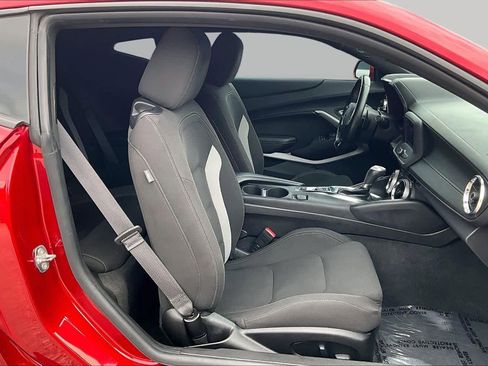 Used 2023 Chevrolet Camaro LT RWD image 9