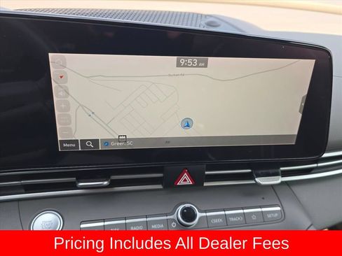 Used 2023 Hyundai Elantra SEL w/ Convenience Package FWD image 15