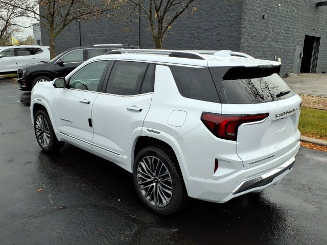 New 2027 GMC Terrain Denali w/ LPO, Floor Liner Package AWD/4WD image 9