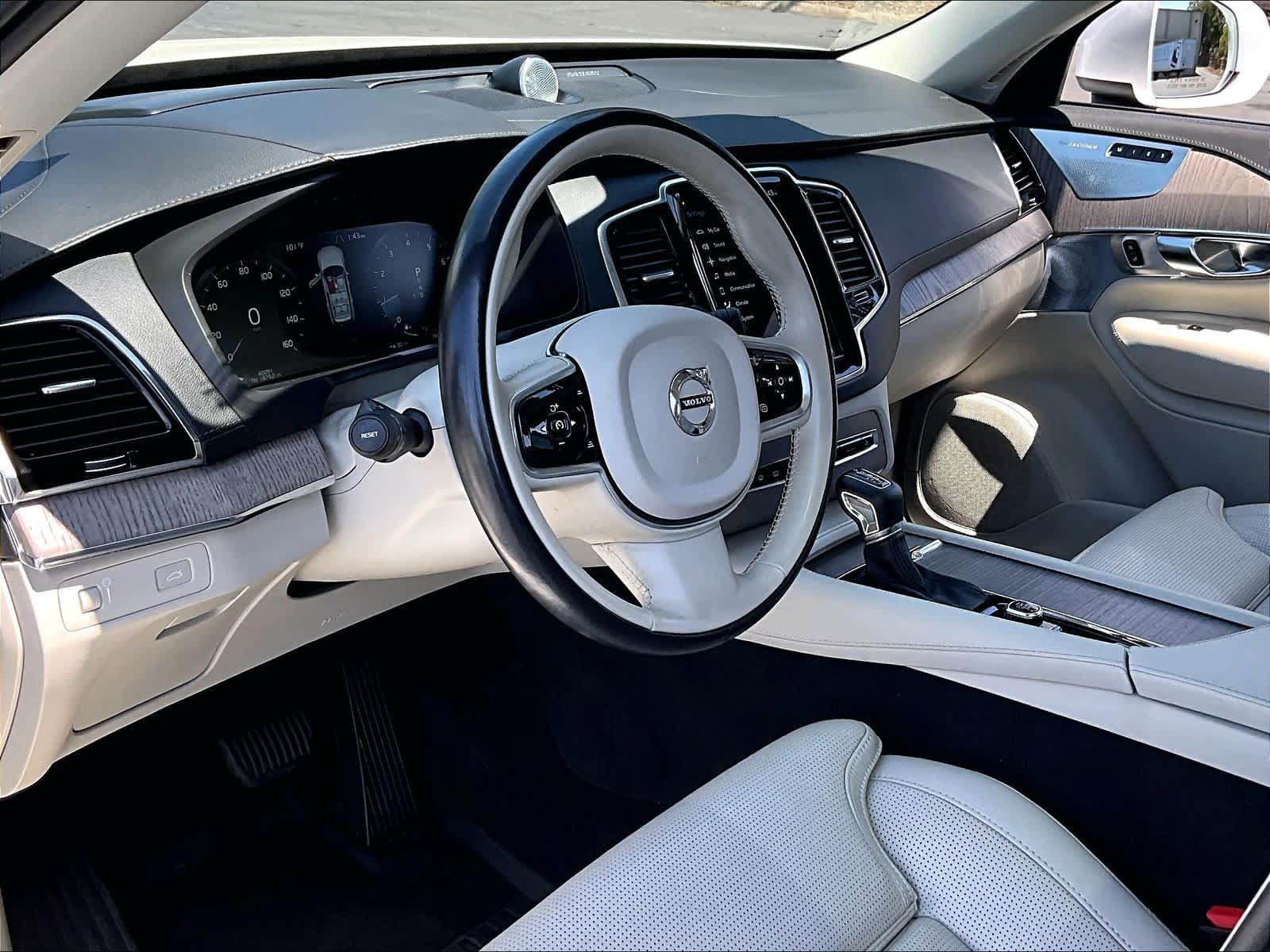 Used 2022 Volvo XC90 T6 Inscription w/ Advanced Package AWD/4WD image 17