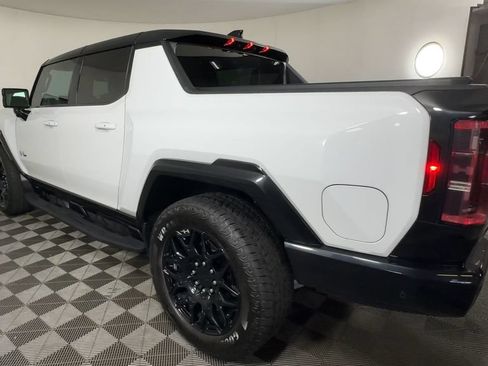 Used 2024 GMC Hummer EV 2X w/ LPO, Illumination Package AWD/4WD image 9