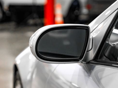 Used 2006 Mercedes-Benz SLK 55 AMG image 26