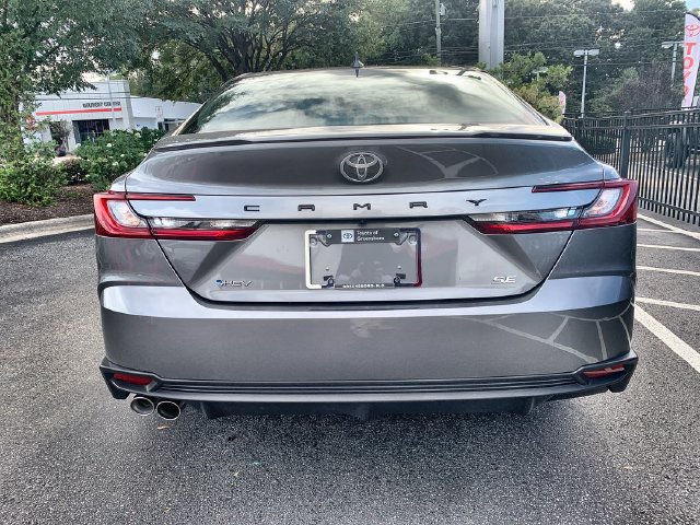 Used 2026 Toyota Camry SE FWD image 7