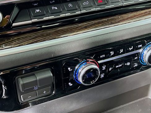 Certified 2026 GMC Sierra 1500 Elevation w/ Elevation Premium Package AWD/4WD image 21