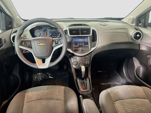 Used 2020 Chevrolet Sonic LT FWD image 17