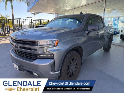 Used 2022 Chevrolet Silverado 1500 RST w/ LPO, Blackout Package image 1