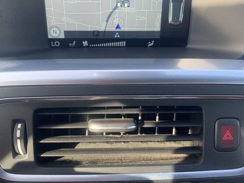Used 2016 Volvo V60 T5 Premier w/ Convenience Package FWD image 20