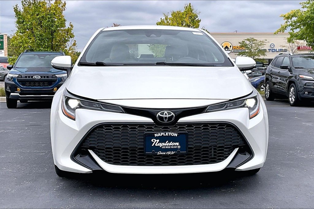 Used 2019 Toyota Corolla SE FWD image 2