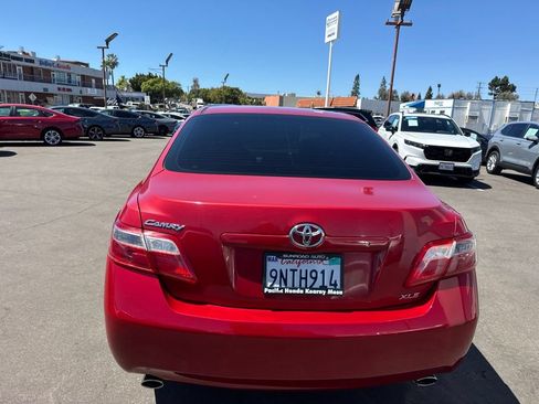 Used 2007 Toyota Camry XLE FWD image 2